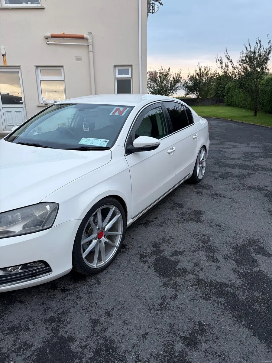 VW Passat B7 - Image 3
