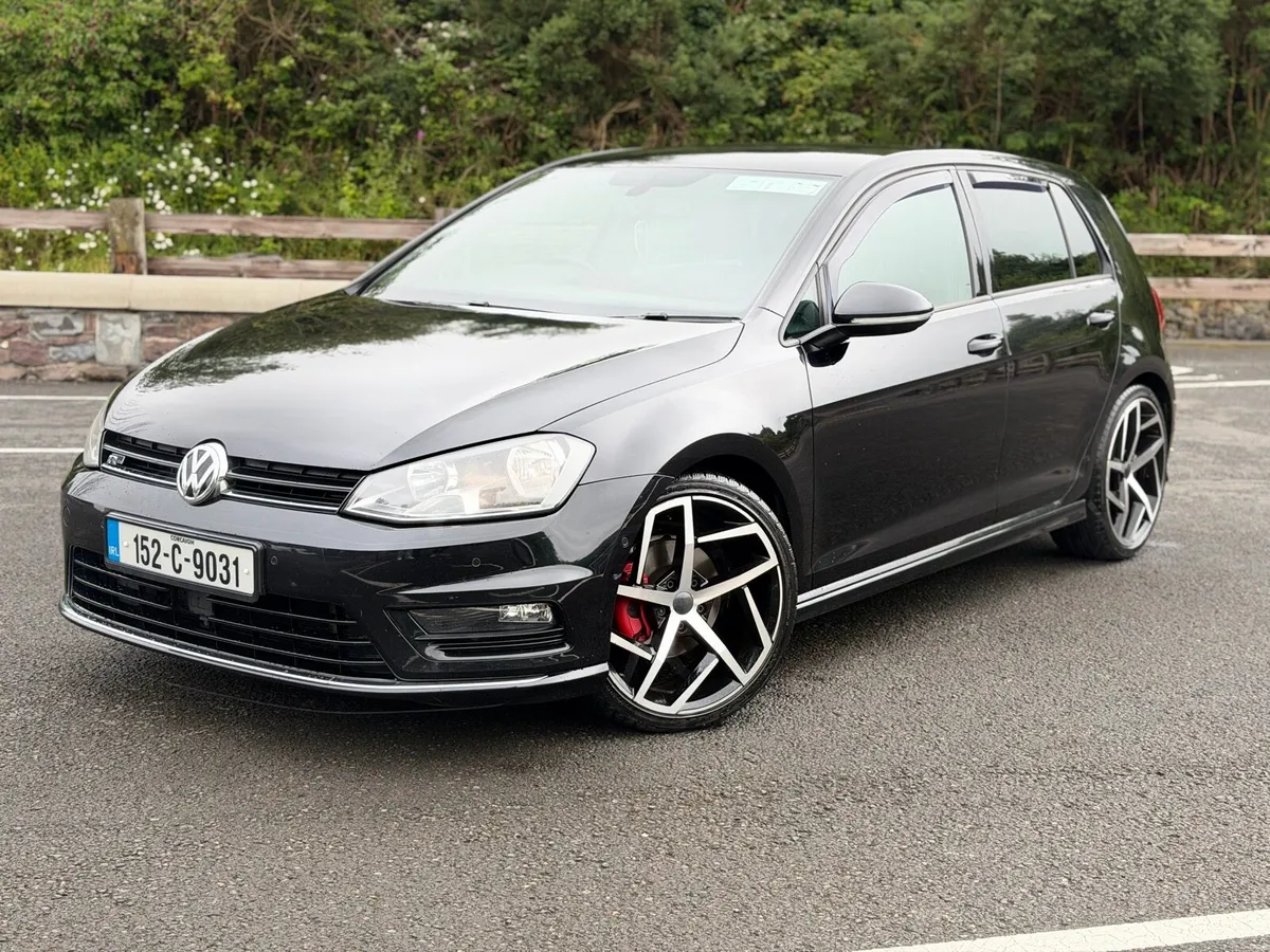 Volkswagen Golf R-Line - Image 2