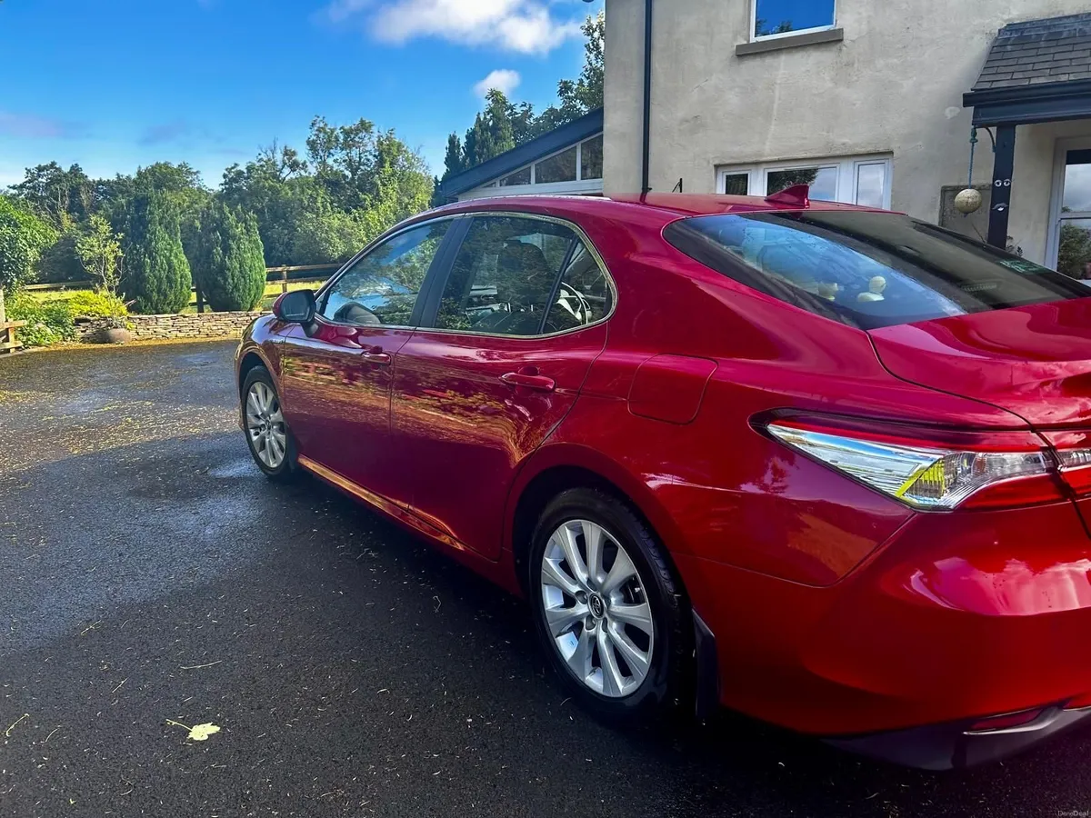 Toyota Camry 2020 - Image 3