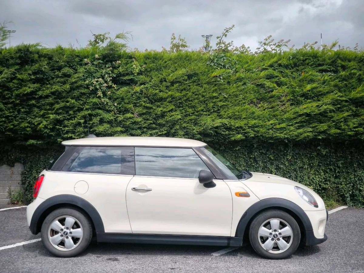 Mini One Diesel - Image 3