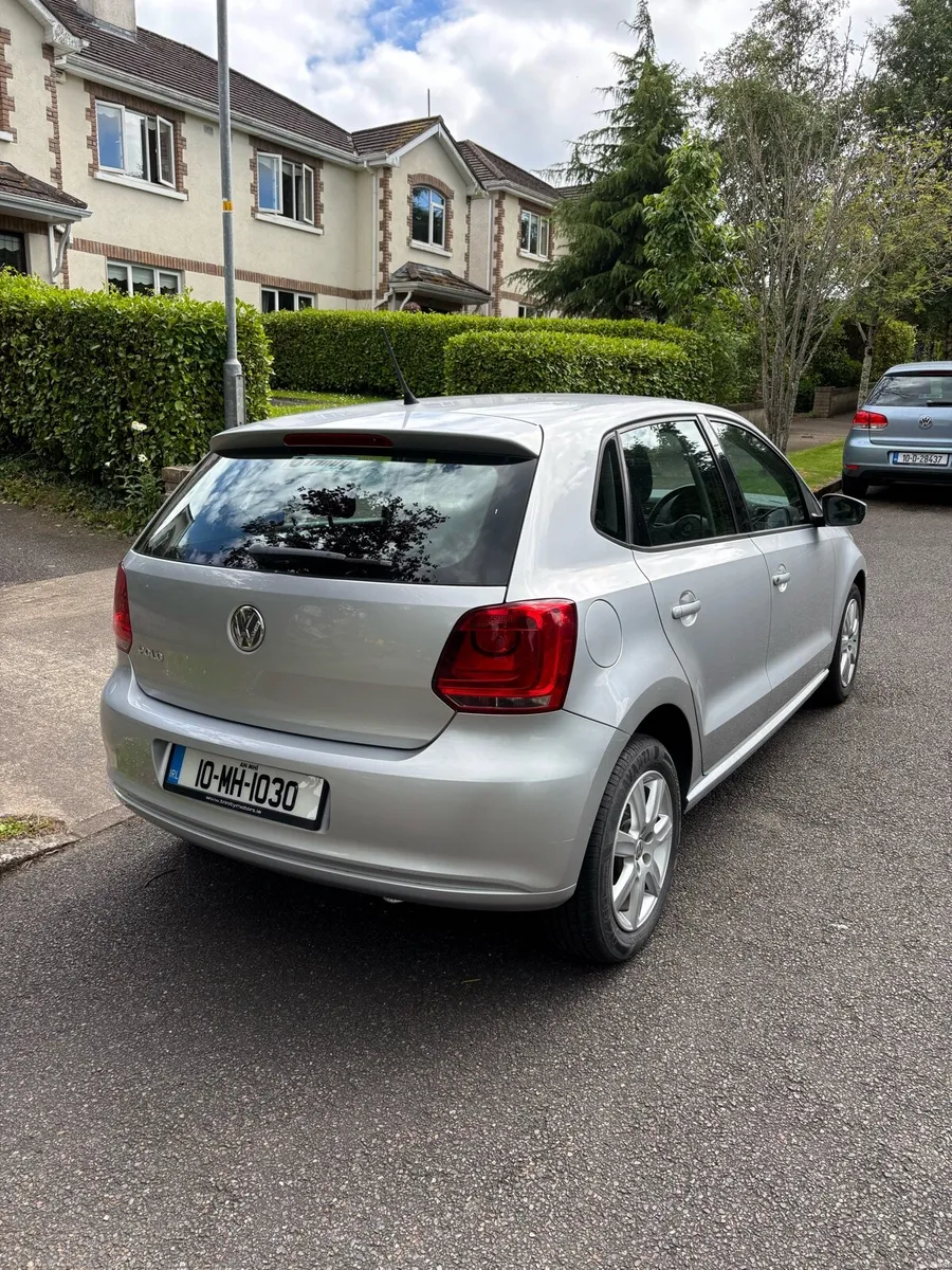 Volkswagen VW Polo 2010 1.2 petrol manual - Image 3