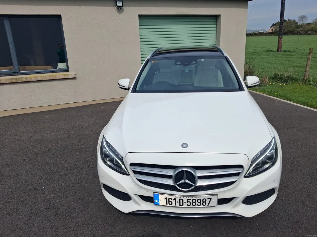 MERCEDES C350E SPORT SUNROOOF ONLY 209200KMS - Image 2