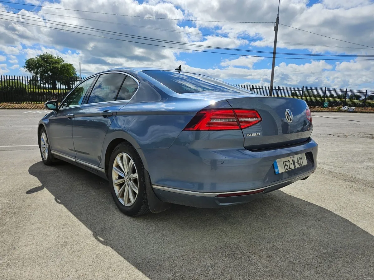 2015 Volkswagon Passat - Image 2