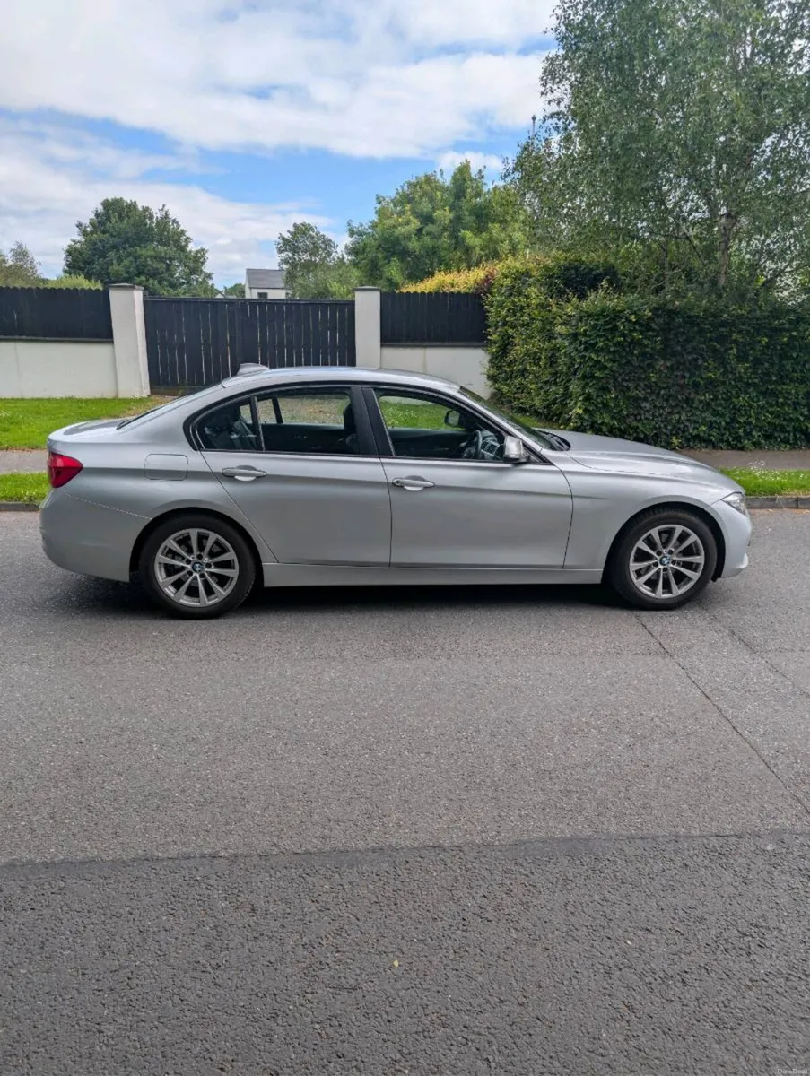 2016 BMW 318d Auto | NCT 11/27 | leather seats - Image 4