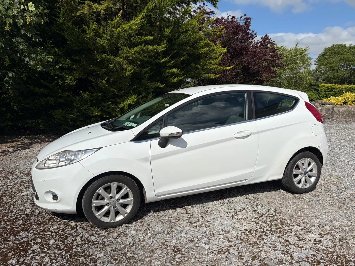2011 Ford Fiesta 1.4 TDCi Zetec – 3 Door Hatchback - Image 2