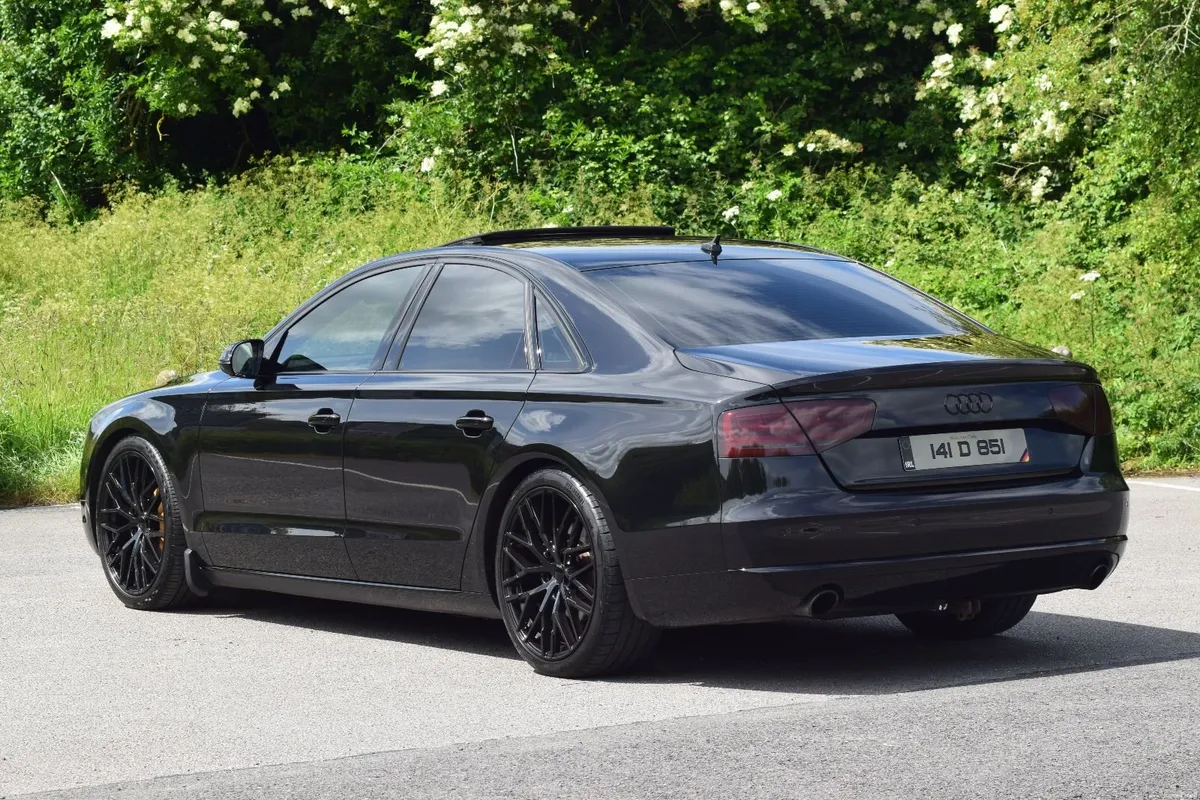 Audi A8 2014 - Image 4