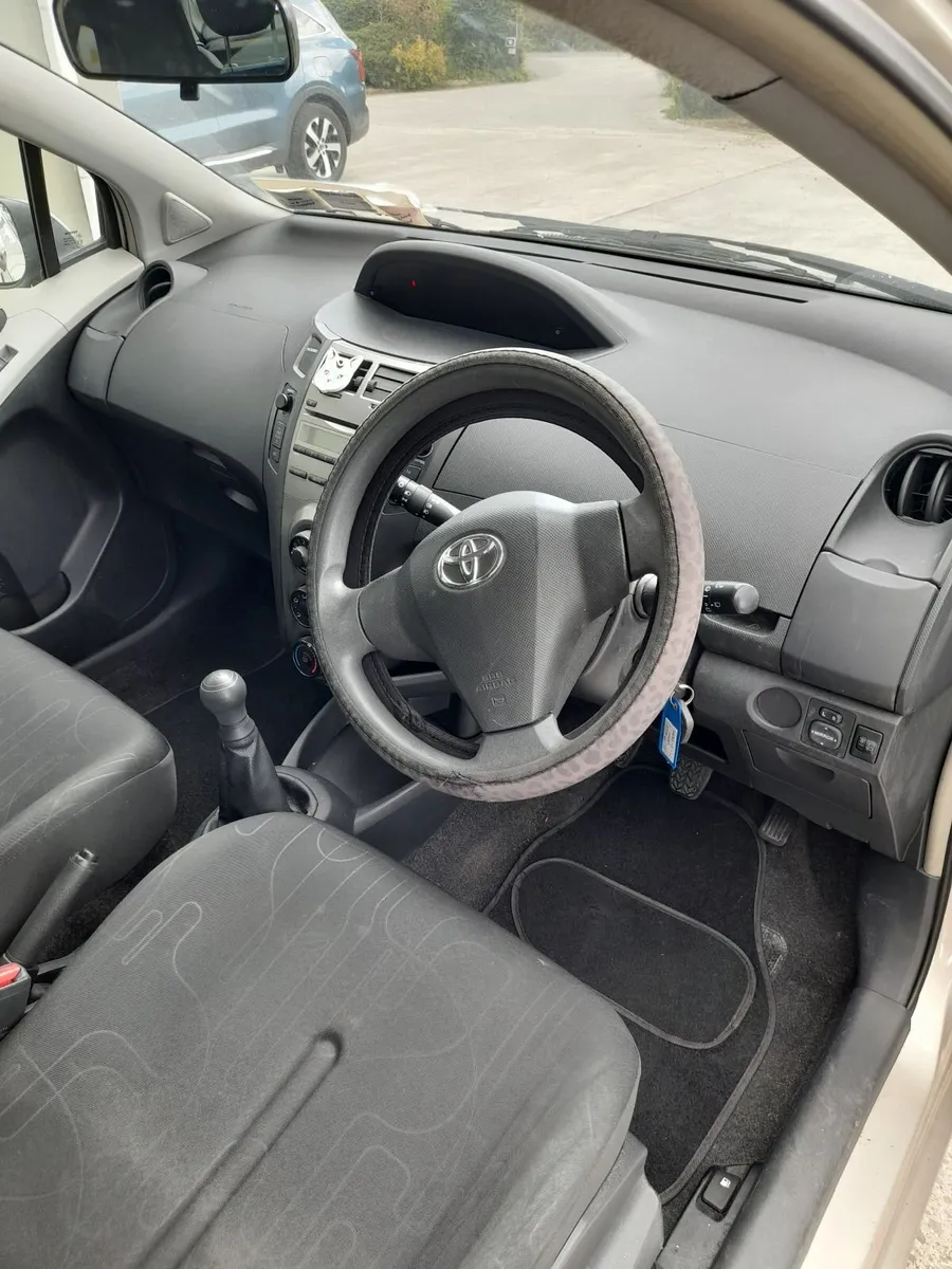 Toyota Yaris 2011 NCT 05/27 & Tax 08/26 - Image 3