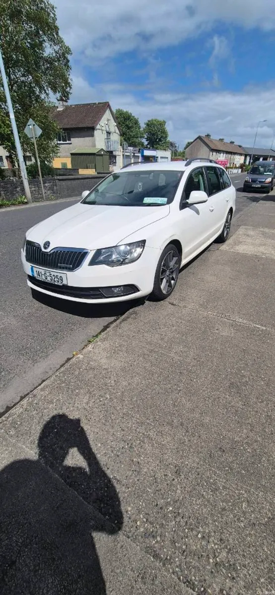 Skoda Superb - Image 1