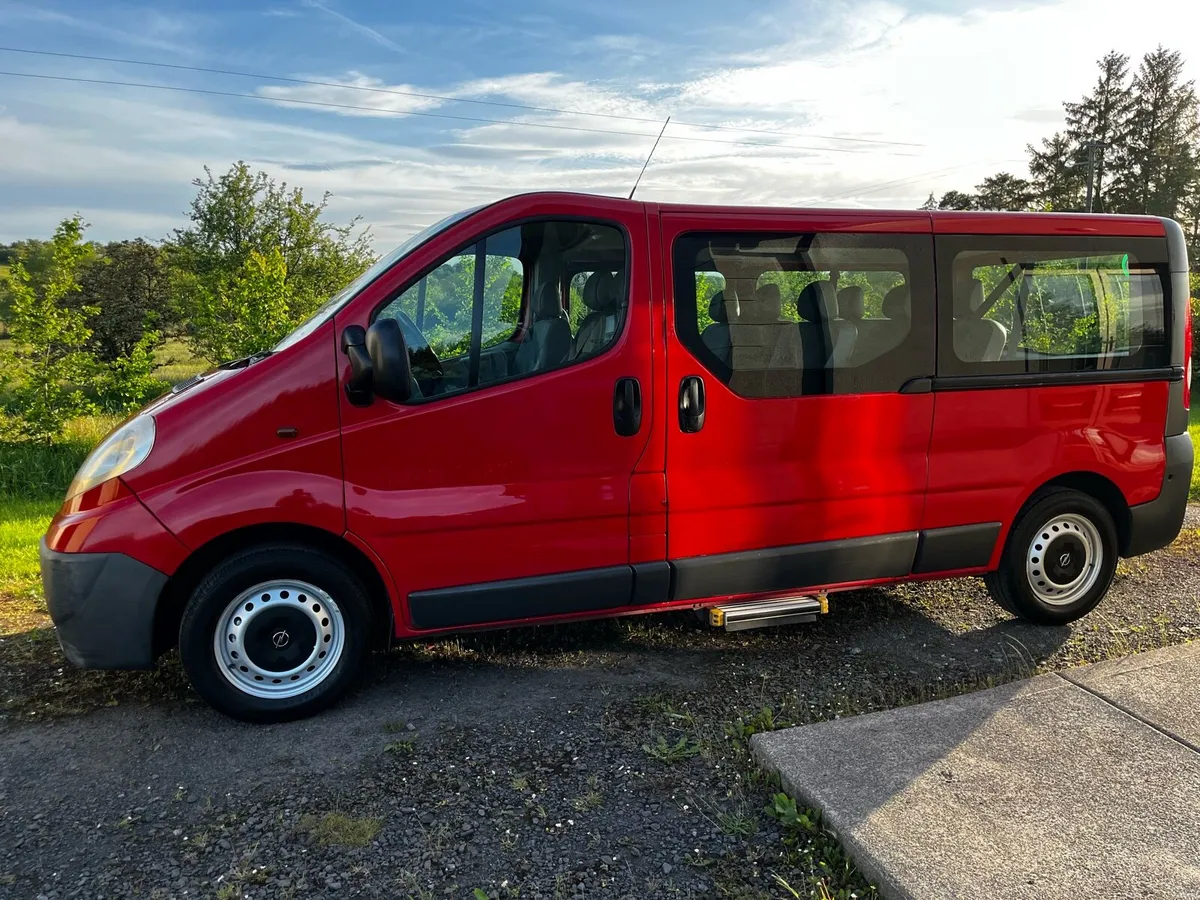 Opel Vivaro - Image 2