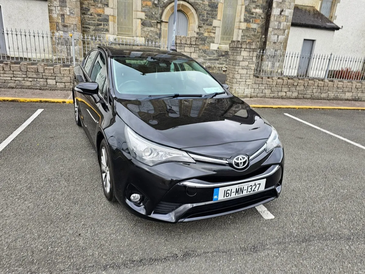 Toyota Avensis 2.0 Diesel,  Sat Nav - Image 1
