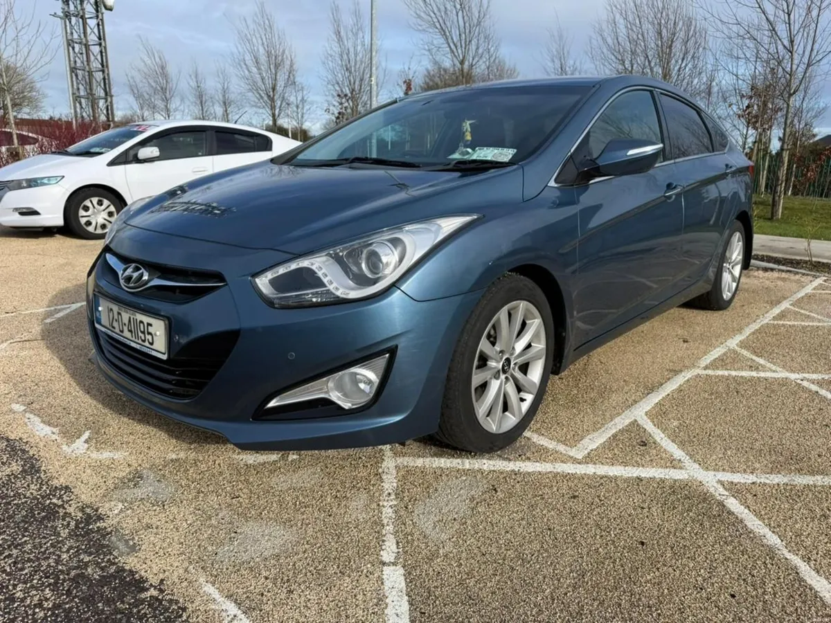 Hyundai i40 2012 - Image 2