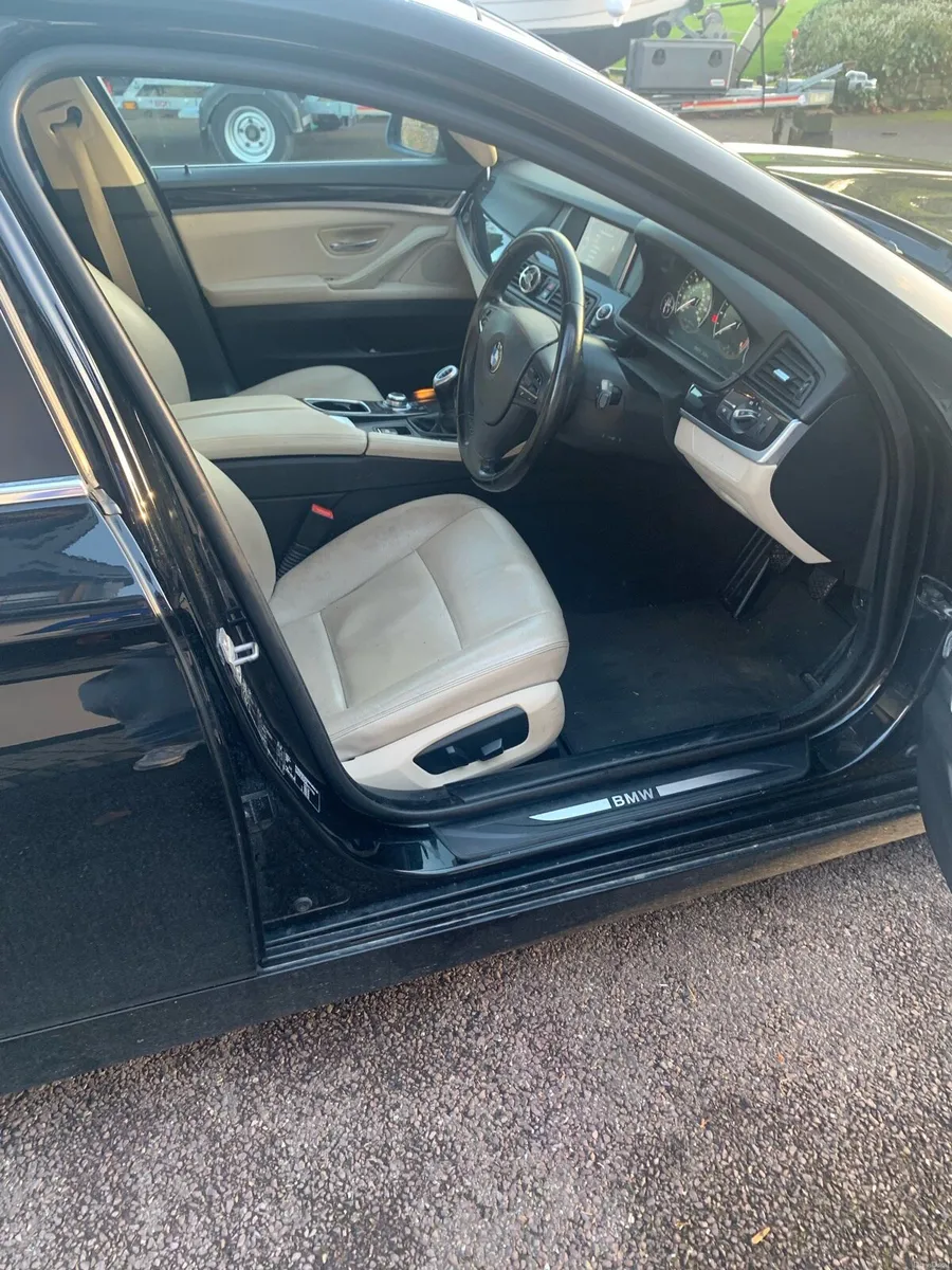 BMW 520d touring - Image 5