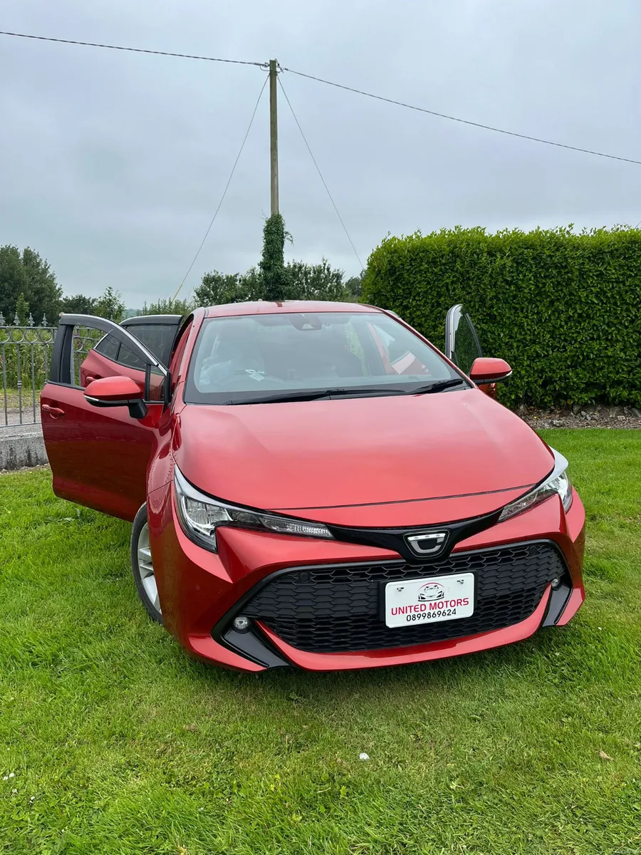2018 Toyota Corolla 1.2 Petrol Sports Hathback - Image 1