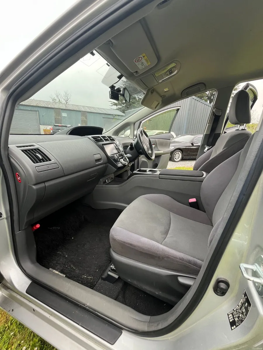 Toyota Prius Alpha 7 Seater1.8  Hybrid  For Sale - Image 2
