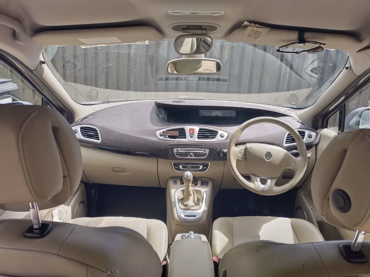 Renault Grand Scenic 2010 - Image 1