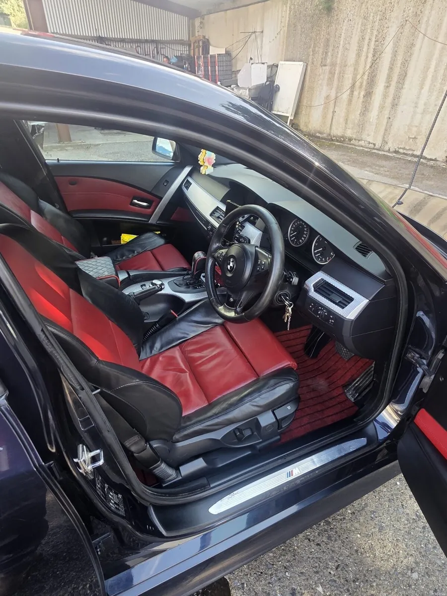 BMW 523i - Image 5