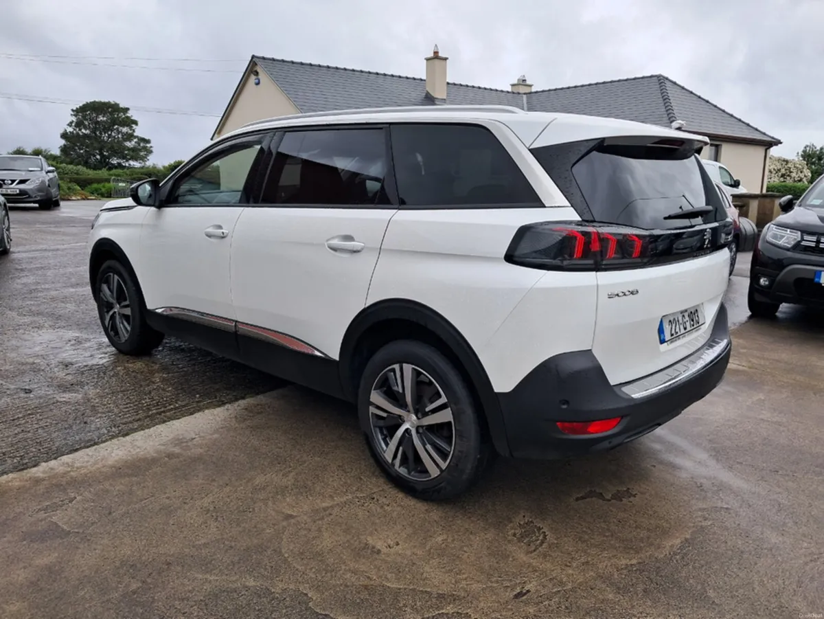 Peugeot 5008 FL ALLURE 1.5 BLUE HDI 13 130 6.2 - Image 4
