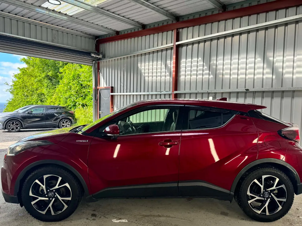2017 Toyota CHR G package low mileage - Image 3