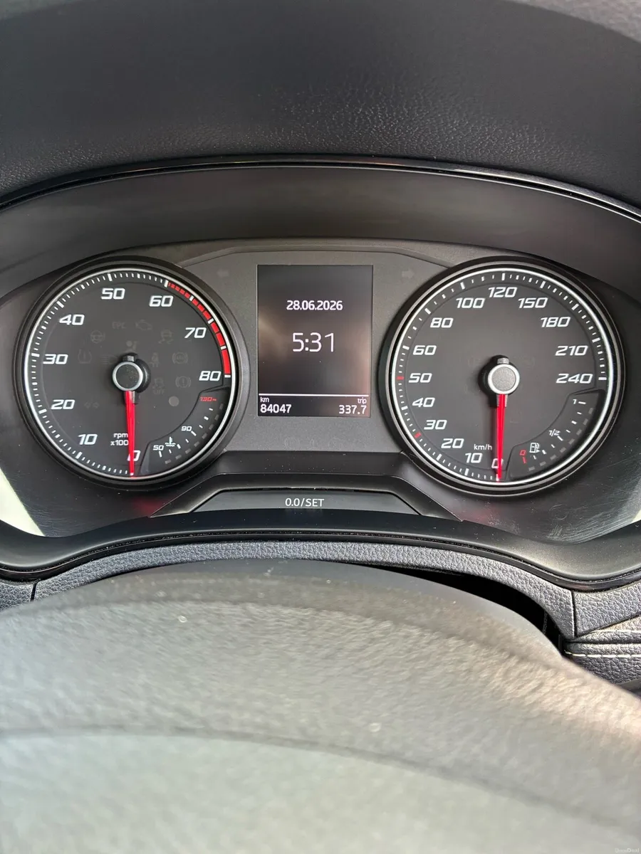202 Seat Arona 1.0TSI 115bhp Xcellence -Dublin Reg - Image 3