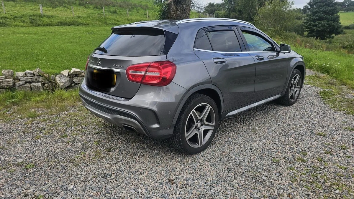 Mercedes Benz - Image 3