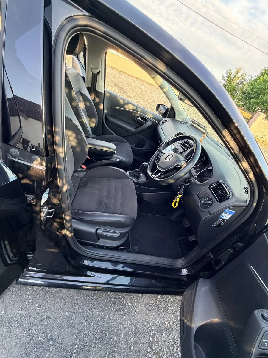 2016 Volkswagen Polo 1.2 Automatic Comfortline - Image 4