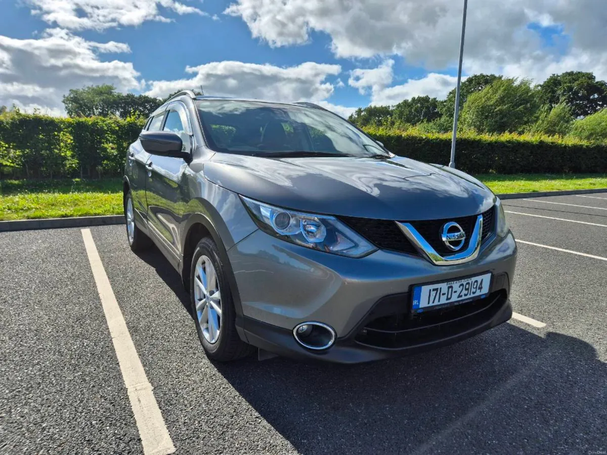 2017 Nissan Qashqai 1.2 Petrol Automatic - Image 1