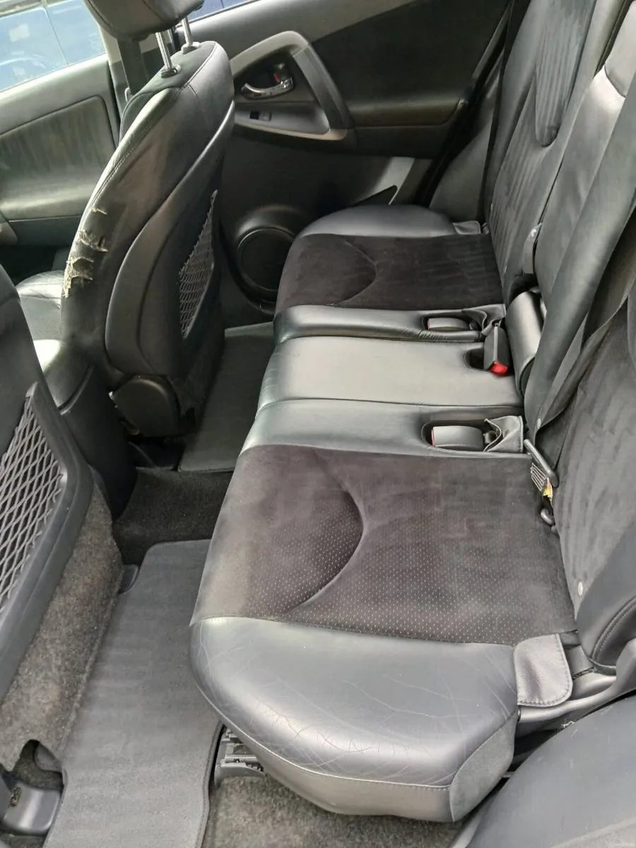 Toyota rav4 - Image 6