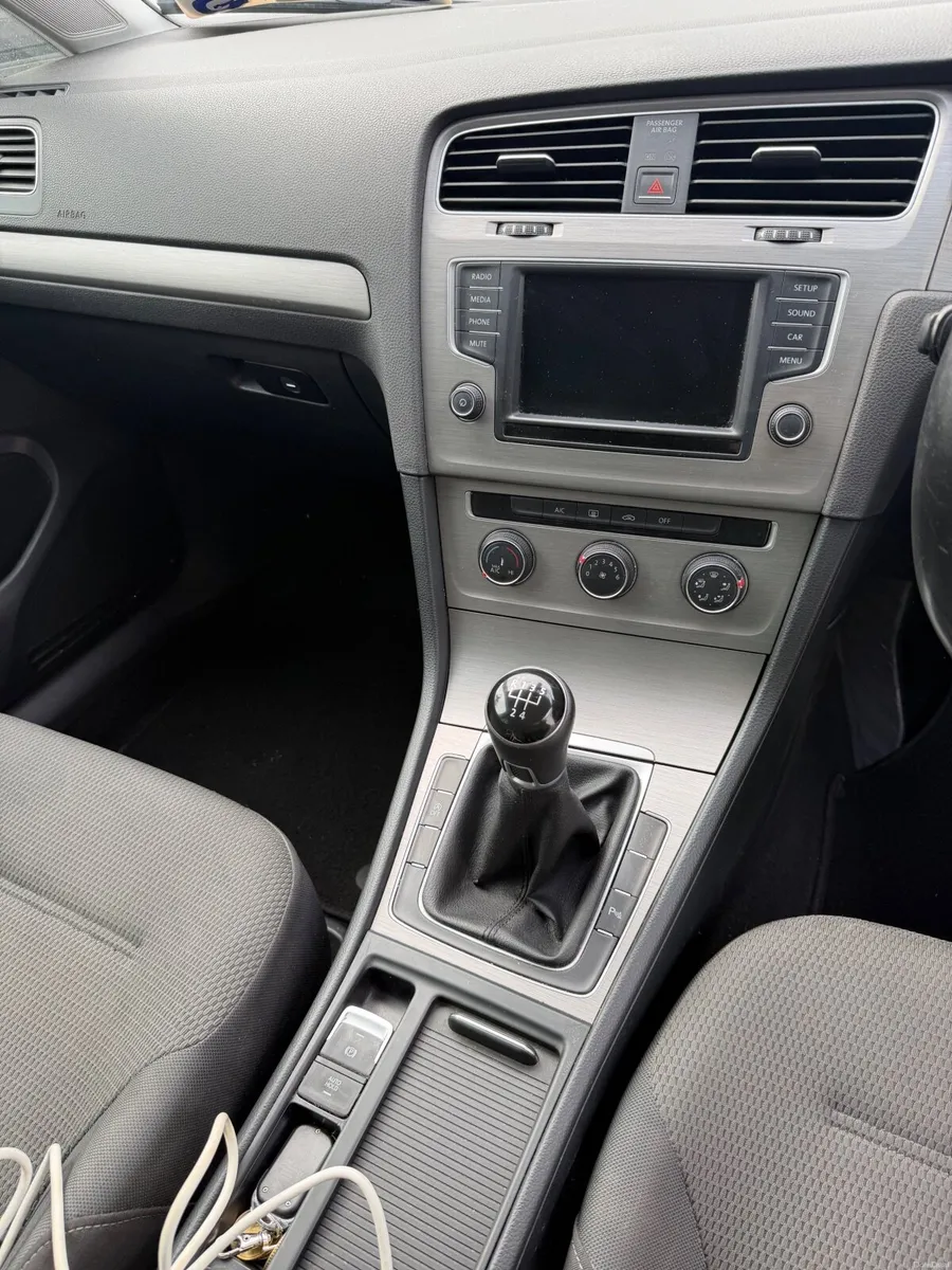 Volkswagen Golf 2015 - Image 4