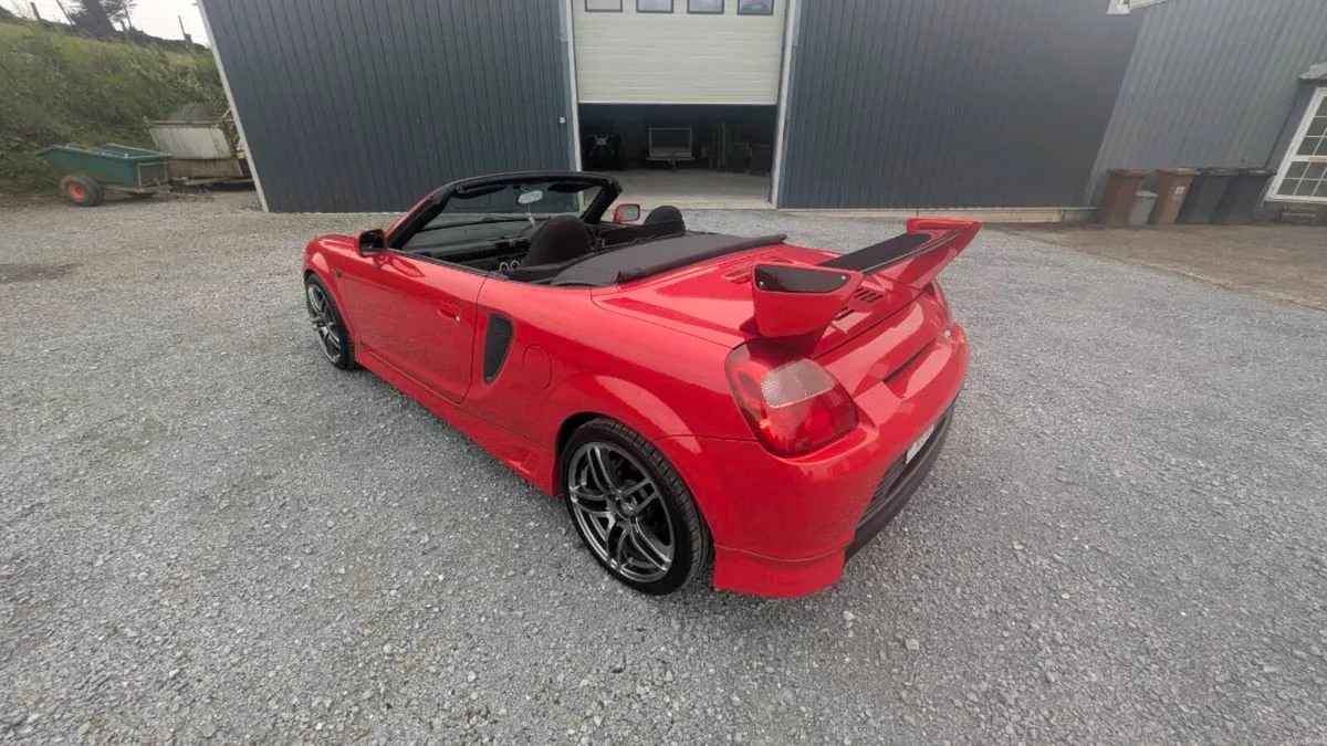 Toyota MRS (mr2 roadster) only 38,000 miles - Image 3