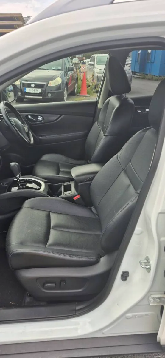 Nissan X-Trail 2016 - Automatic,  Diesel - Image 4