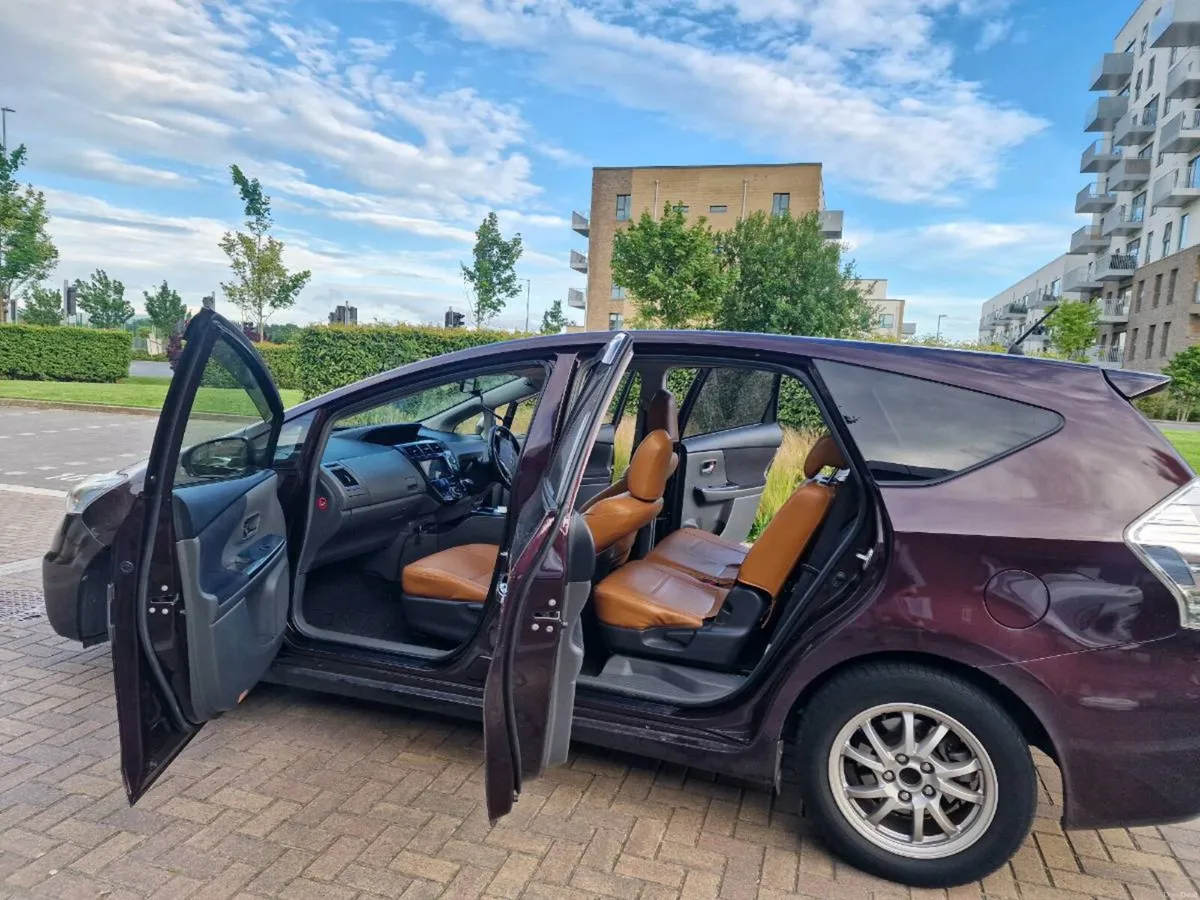 Toyota Prius Apha  (7 seater) - Image 4