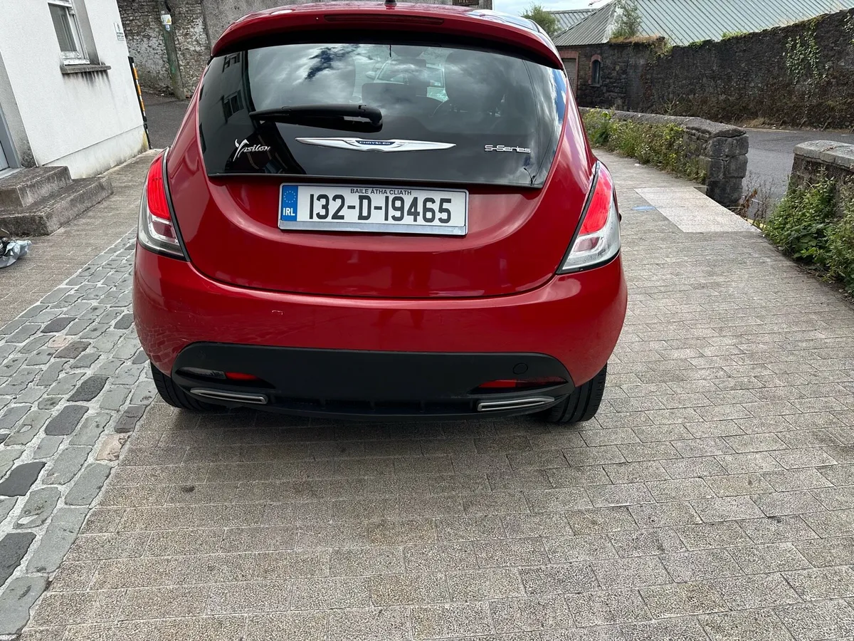 Car - Image 4