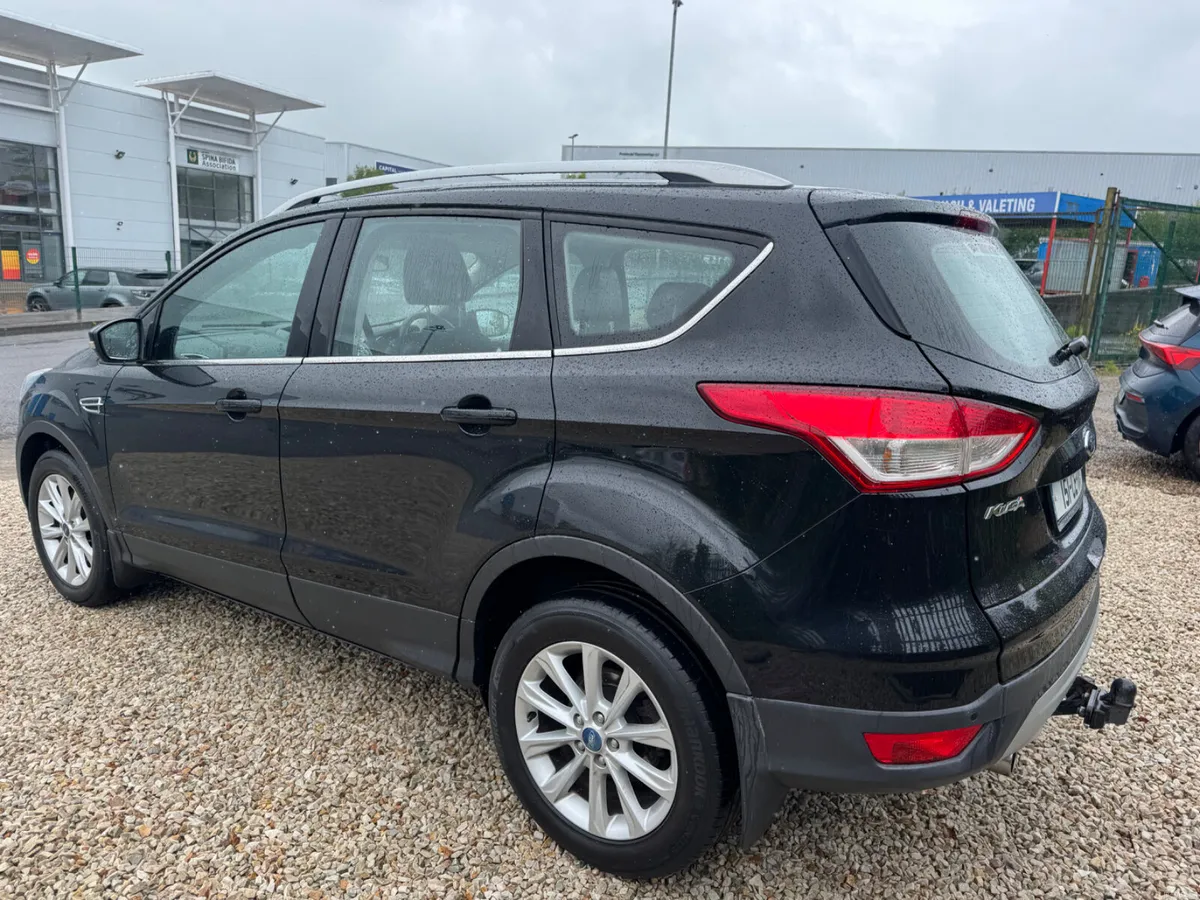 Ford Kuga 2015 titanium model - Image 6