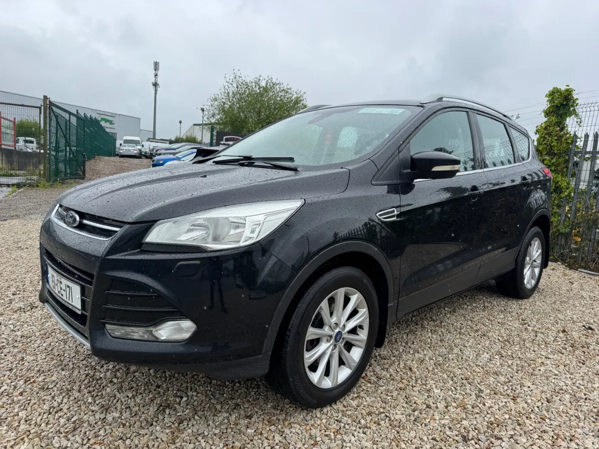 Ford Kuga 2015 titanium model - Image 2