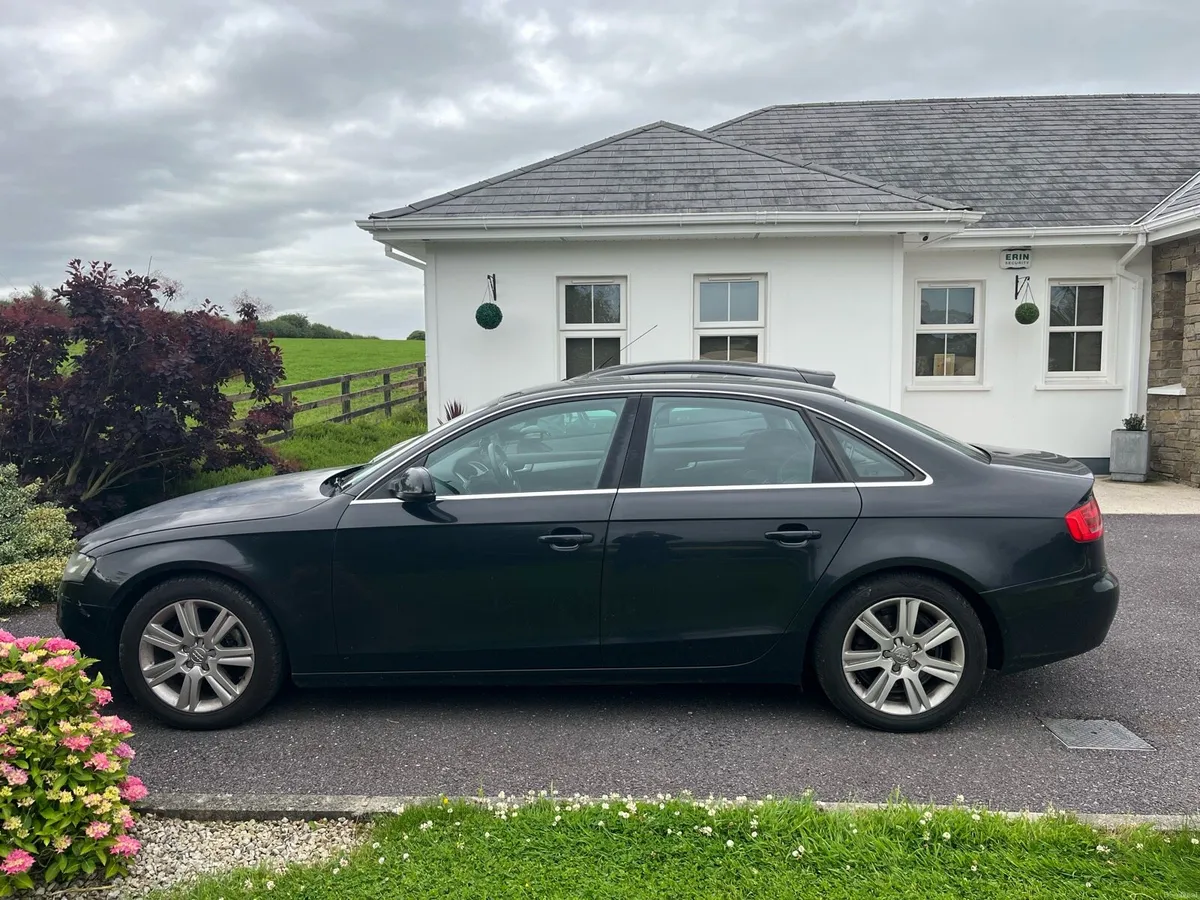 Audi A4 2010 - Image 1