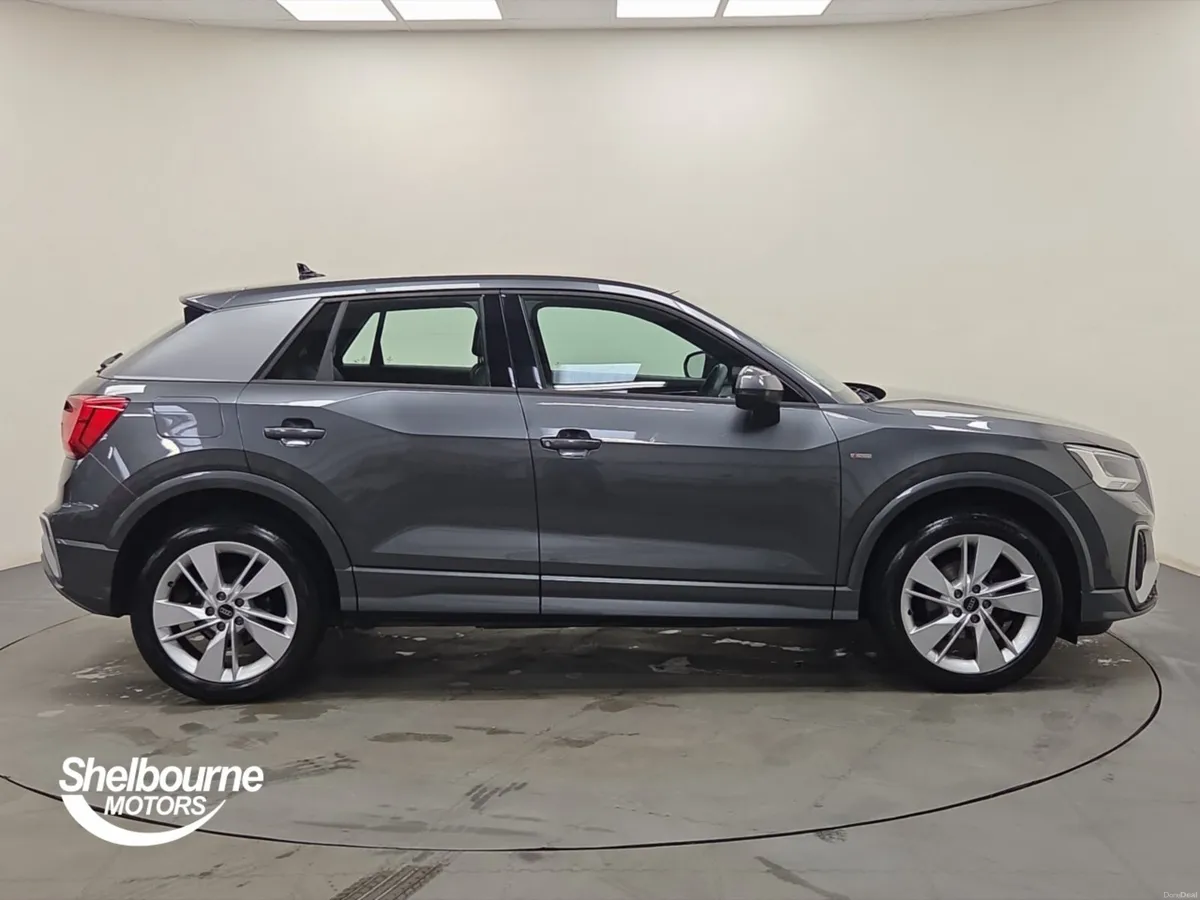 Audi Q2 TFSI S LINE - Image 3