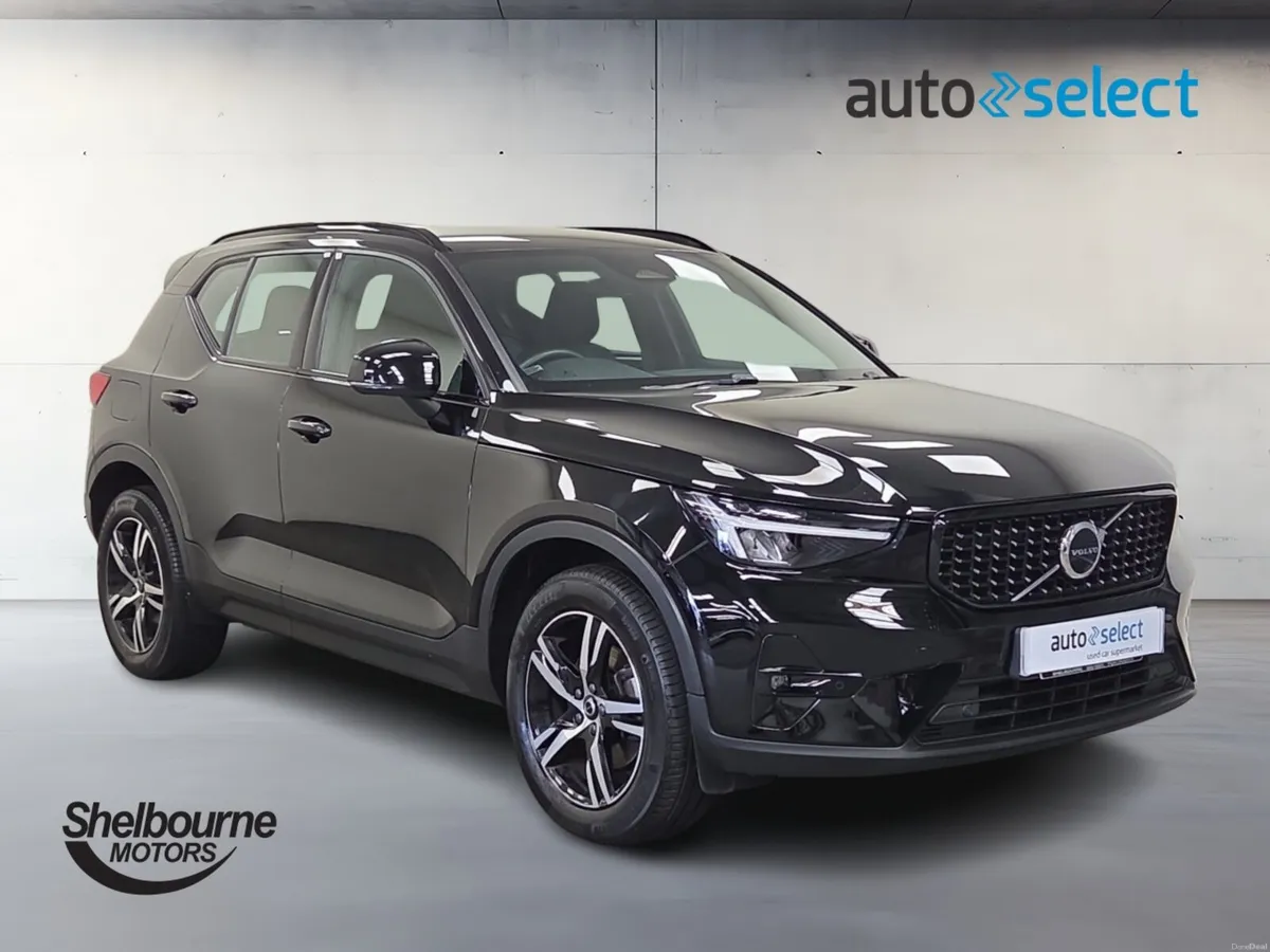 Volvo XC40 B4 PLUS AWD MHEV - Image 1