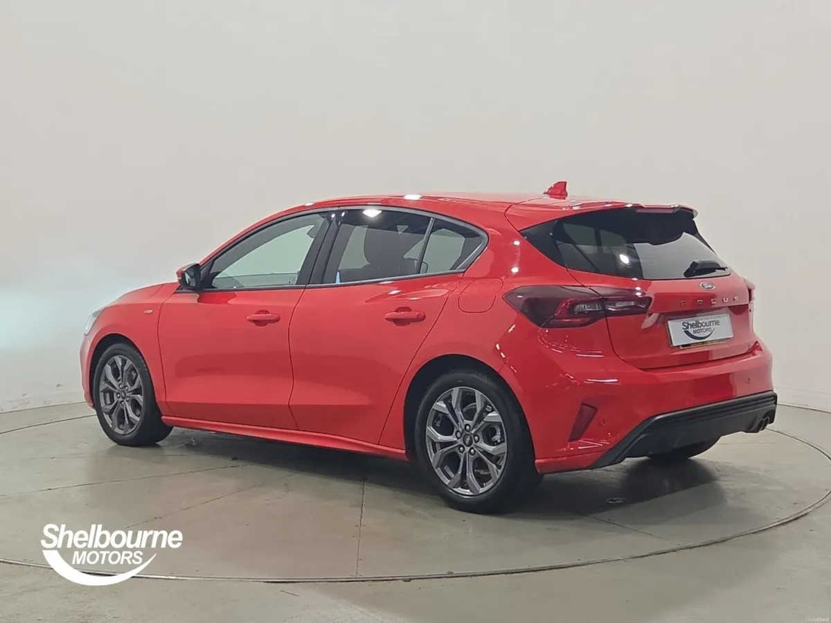 Ford Focus ST-LINE MHEV - Image 2