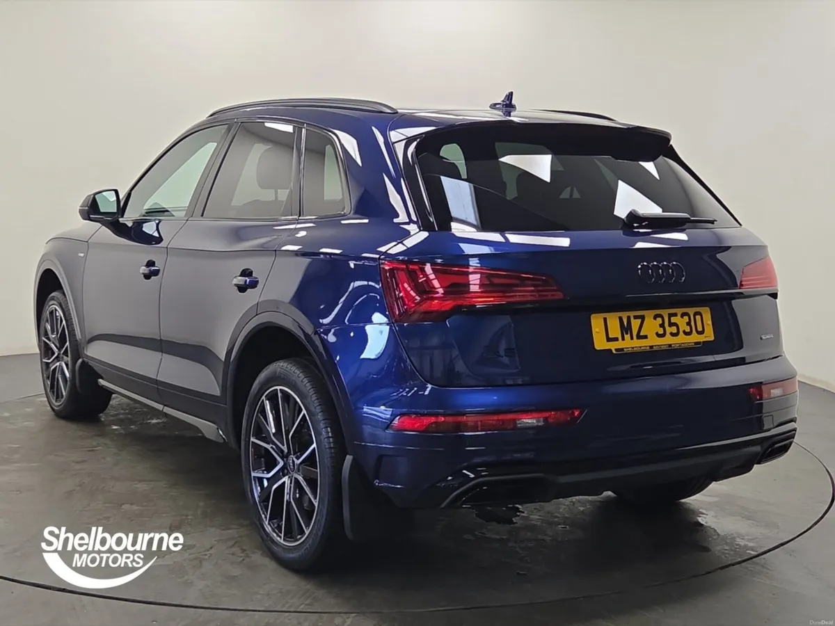 Audi Q5 TDI QUATTRO S LINE BLACK EDITION - Image 2