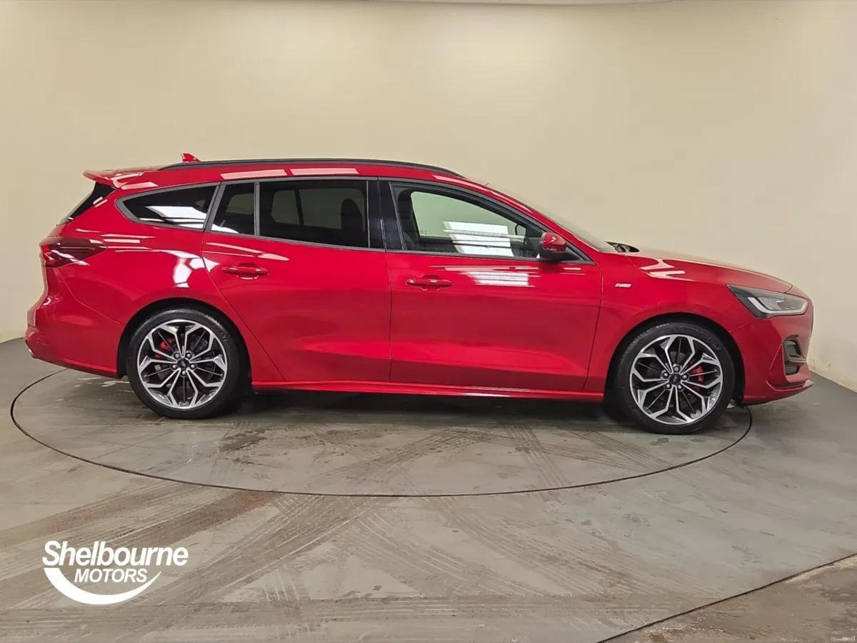 Ford Focus ST-LINE X - Image 3