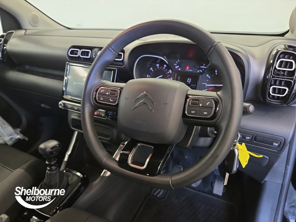 Citroen C3 Aircross PURETECH SHINE S/S - Image 4