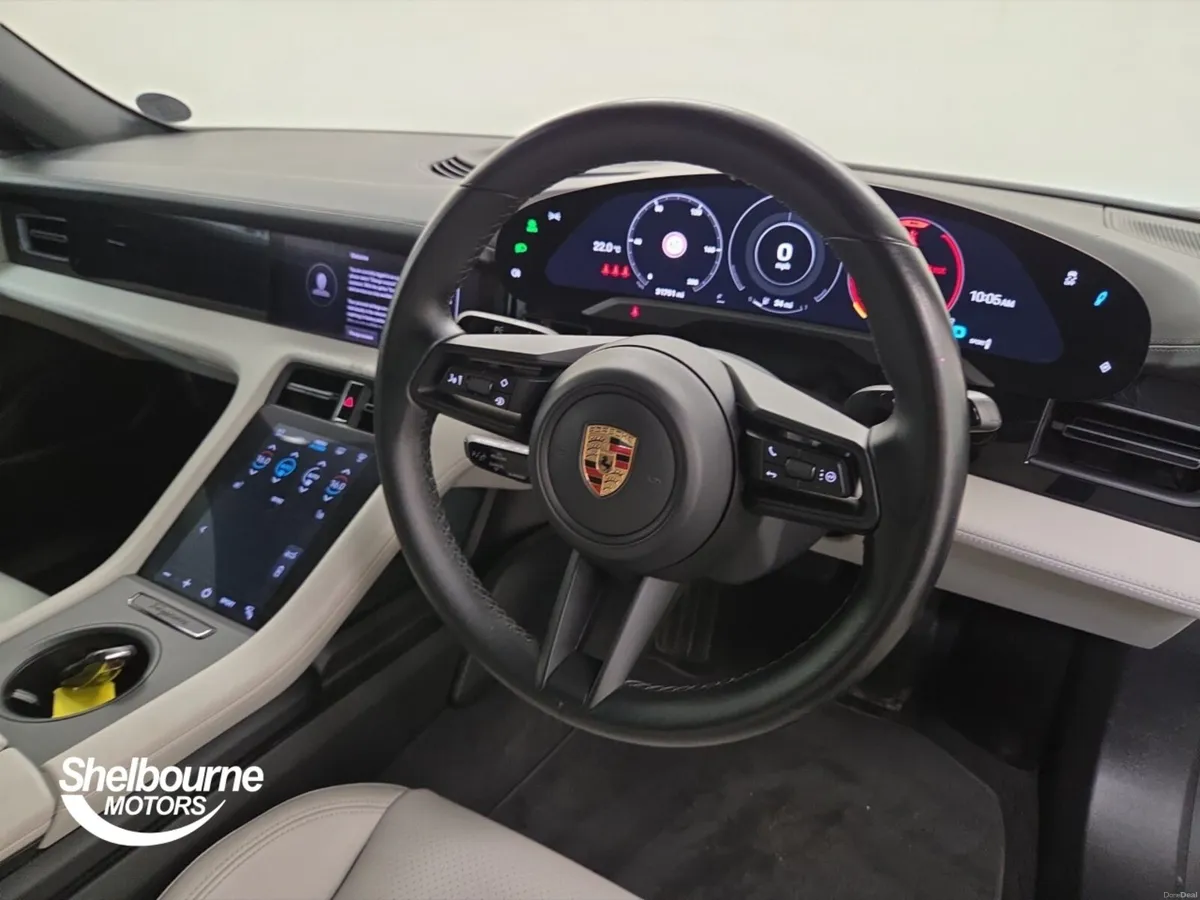 Porsche Taycan BASE - Image 4