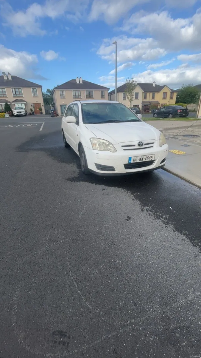 1.4 Toyota corolla - Image 1