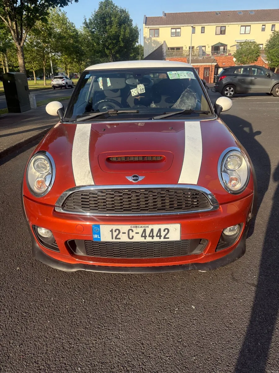 Mini Cooper SD John Cooper Works 2012 - Image 2