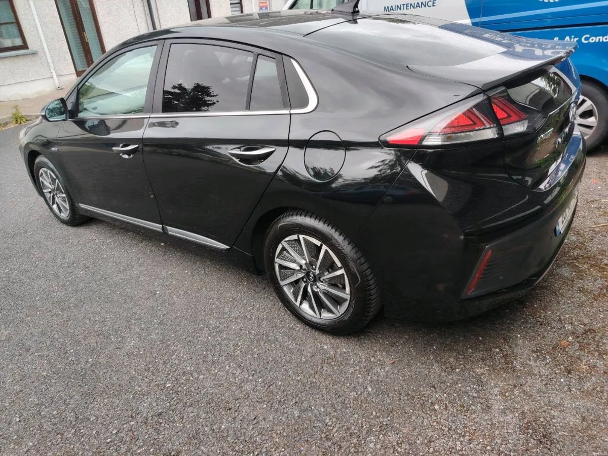 Hyundai ioniq - Image 3