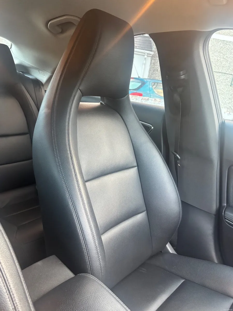 Mercedes-Benz CLA 2015 - Image 5