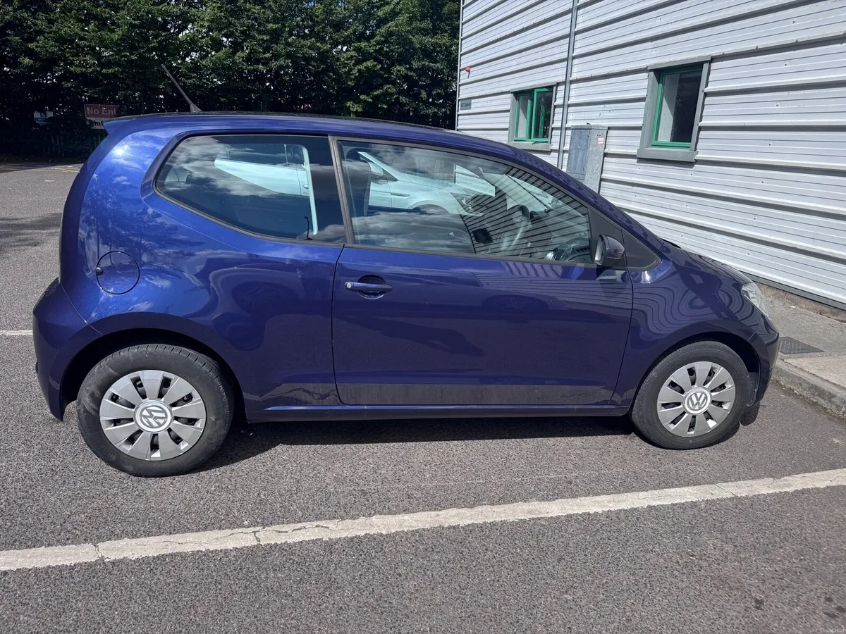 VW UP 182 - Image 2