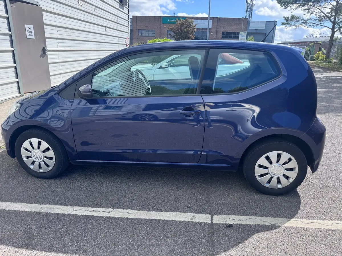 VW UP 182 - Image 4