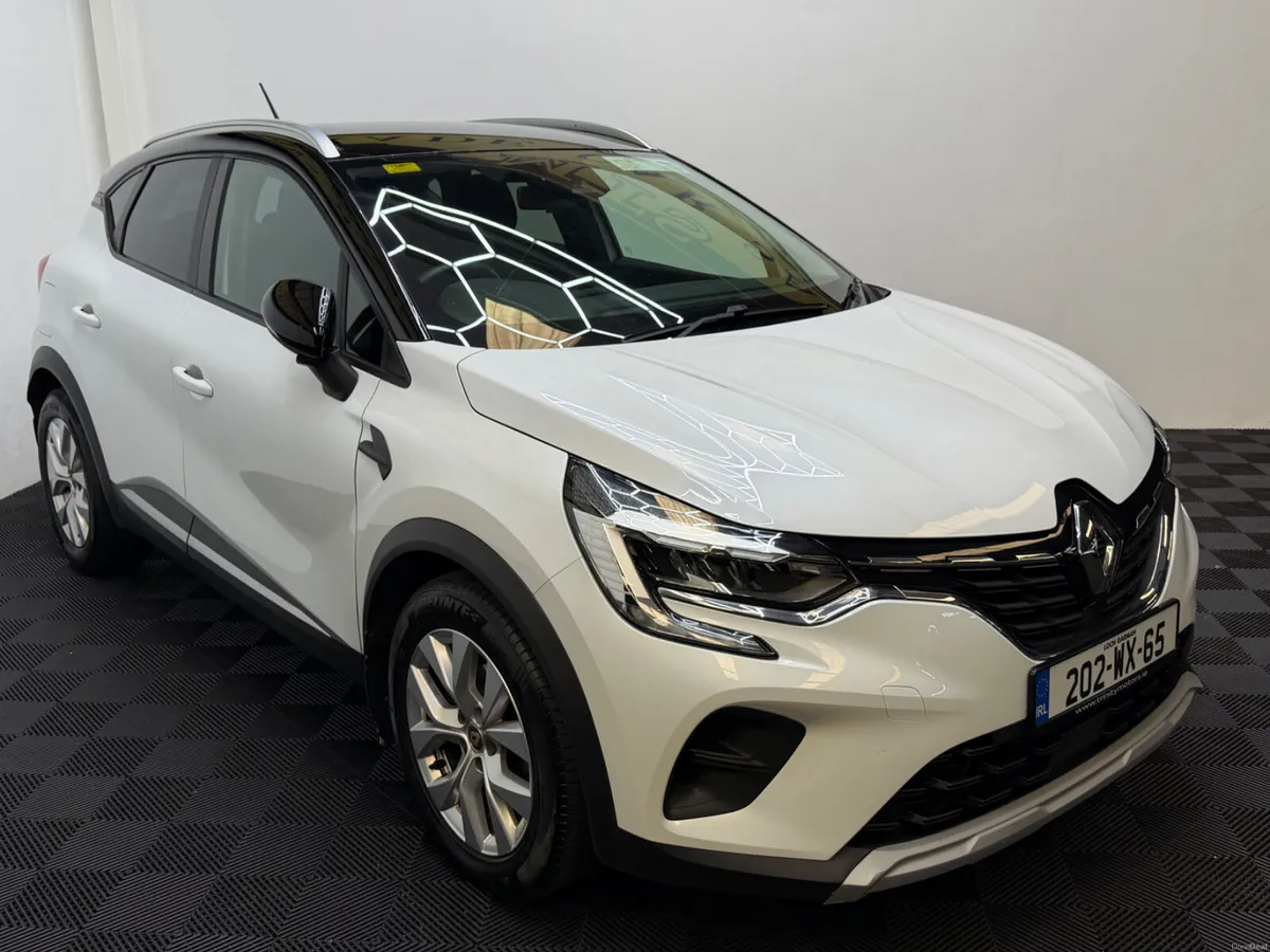 2020 Renault Captur dCi 95 Iconic LOW KM - Image 2