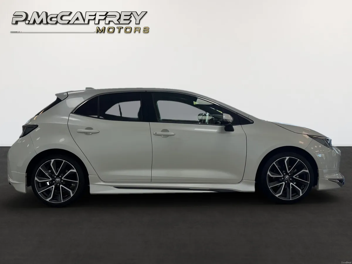 2018 Toyota Corolla Sport 1.2T Auto, Styling Kit - Image 4